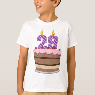 T-shirt 29 ans sur le gâteau d'anniversaire