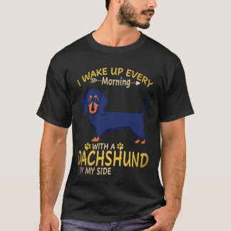 T-shirt 29 Je me réveille chaque matin avec un dachshund à