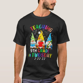 T-shirt 2-22-2022 Enseignement 9E Année Sur Deux Enseignan