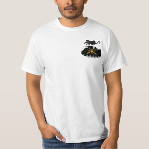 T-shirt 2/47th FNI. Voie M113 et chemise de fusils croisé