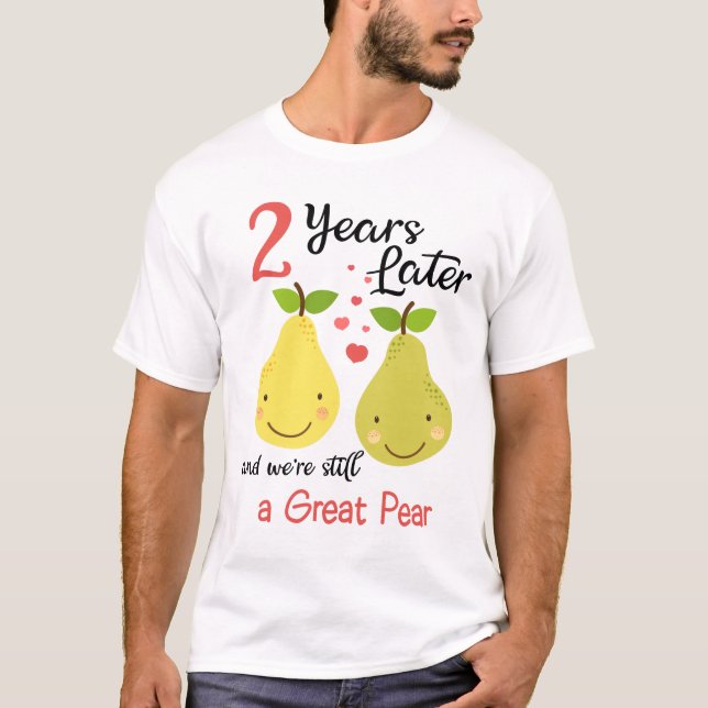 T-shirt 2 ans plus tard et nous sommes toujours un grand a (Devant)