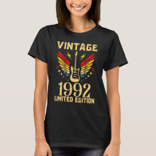 T-shirt 30 Years Old Birthday Guitar Player Guitarist 30th