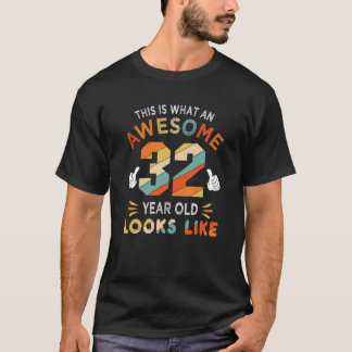T-shirt 32E Cadeaux Anniversaires Pour 32 Ans Des Regards 