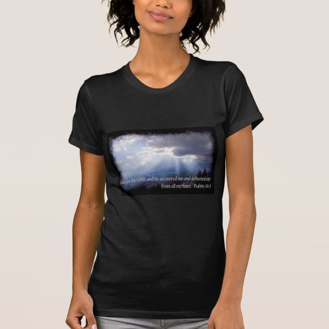 T-shirt 34:4 de psaumes sur l'obscurité (Devant)