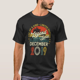 T-shirt 3e anniversaire Légende depuis décembre 2019 3 ans