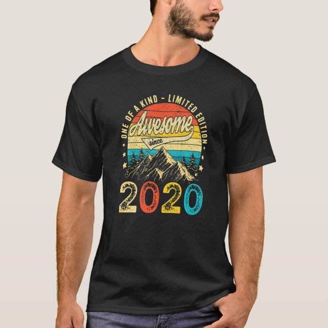 T-shirt 3ème anniversaire Awesome depuis 2020 3 ans (Devant)