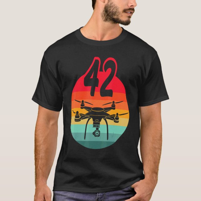 T-shirt 42e Anniversaire I Télécommande Rétro Drones Avec  (Devant)