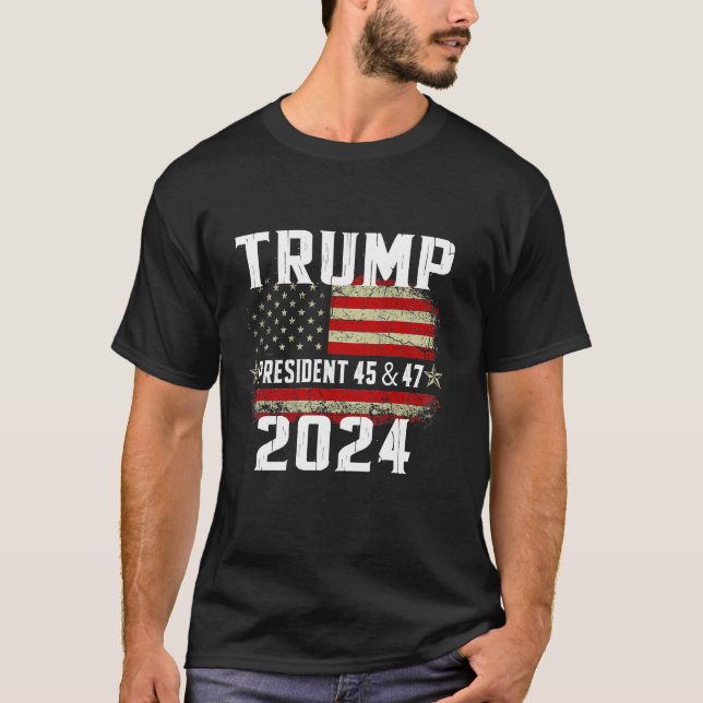 T-shirt 45 47 Trump 2024 - Chemise du drapeau américain (Devant)