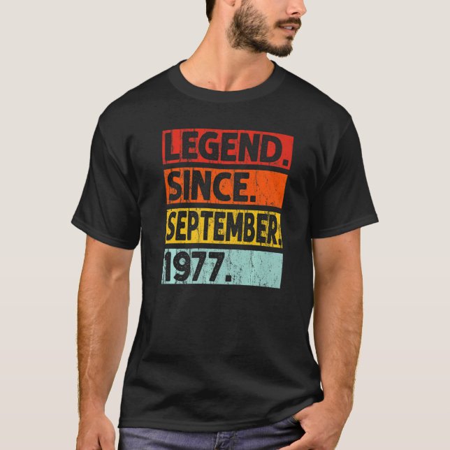 T-shirt 45e anniversaire Légende depuis septembre 1977 45  (Devant)