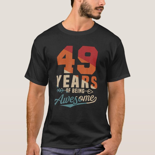 T-shirt 49 Ans D'Être Un Magnifique Rétro 49E Anniversaire (Devant)