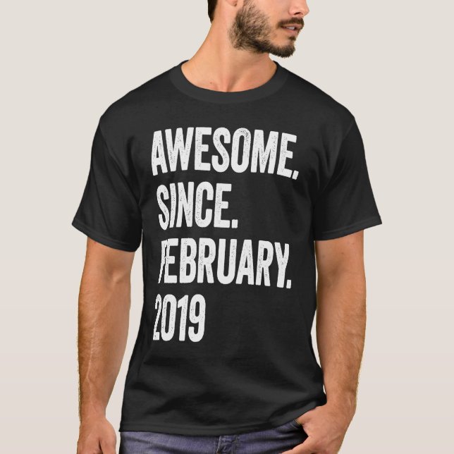 T-shirt 4 Ans Awesome depuis février 2019 4e anniversaire (Devant)