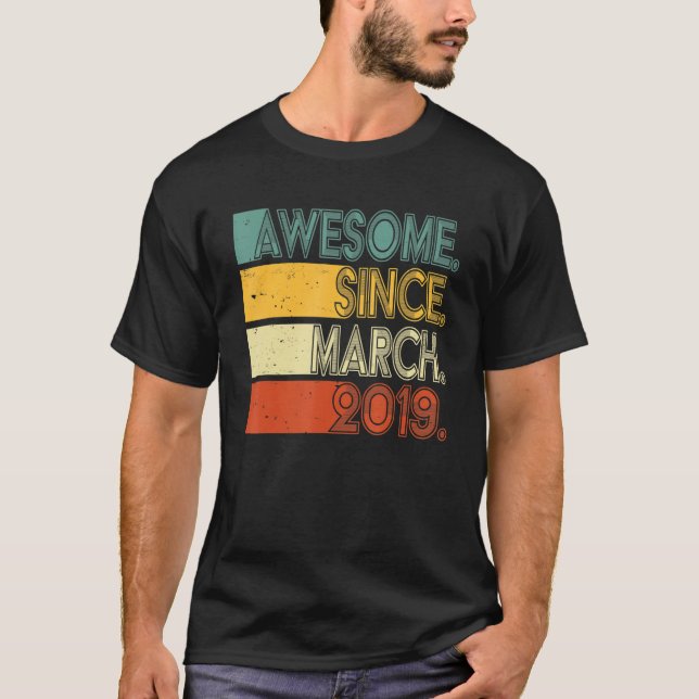 T-shirt 4 Ans Awesome depuis mars 2019 4e anniversaire (Devant)