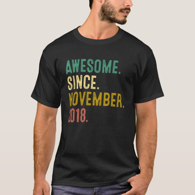 T-shirt 4 Ans Awesome depuis Novembre 2018 4e Birt (Devant)