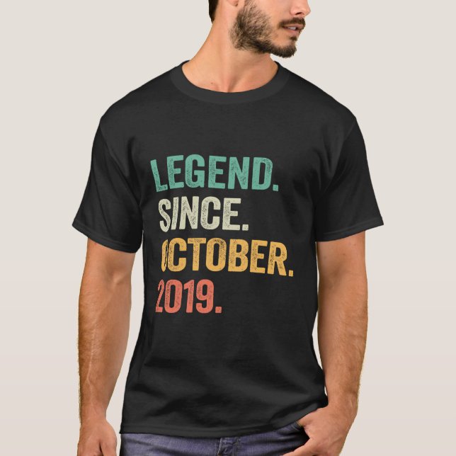 T-shirt 4 Ans Légende Cadeaux Depuis Octobre 2019 4Th Bi (Devant)