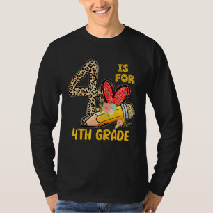 T-shirt 4 est pour léopard d'appréciation de 4e année Reto