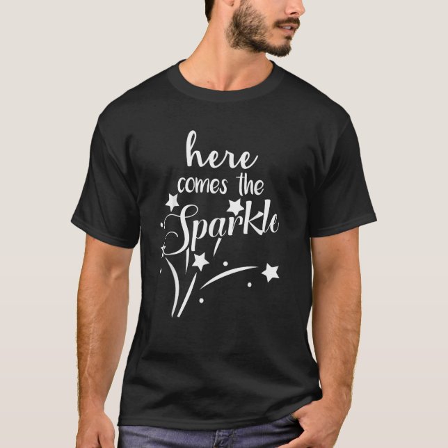 T-shirt 4 juillet Fireworks Sparklers Cadeau Voici Le (Devant)