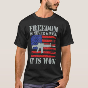 T-shirt 4 juillet Liberté est gagnée Jour de l'Indépendanc