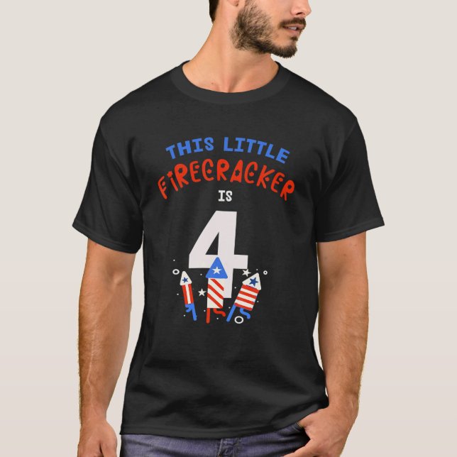 T-shirt 4E Anniversaire Ce Petit FEU-CRACKER Est 4 Feux D' (Devant)