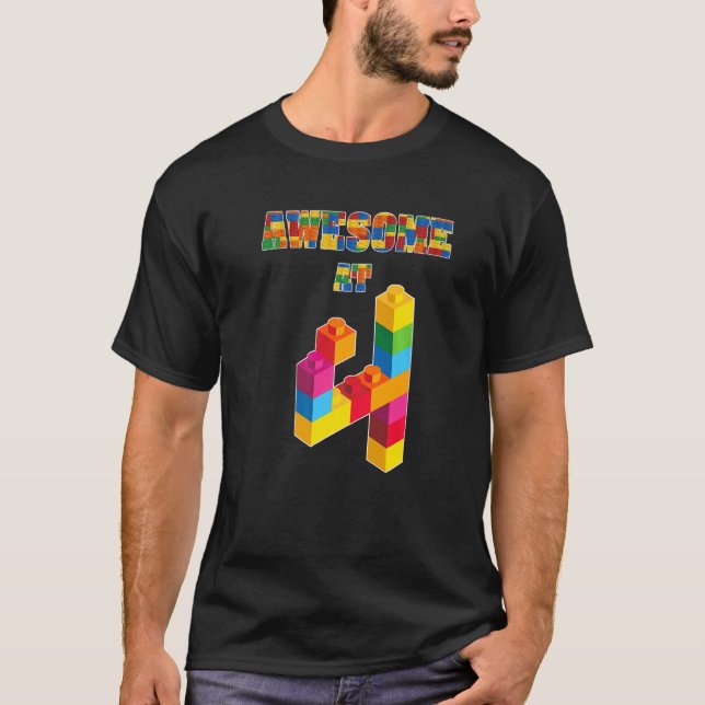 T-shirt 4e anniversaire Magnifique à 4 ans Bâtiment de l'é (Devant)