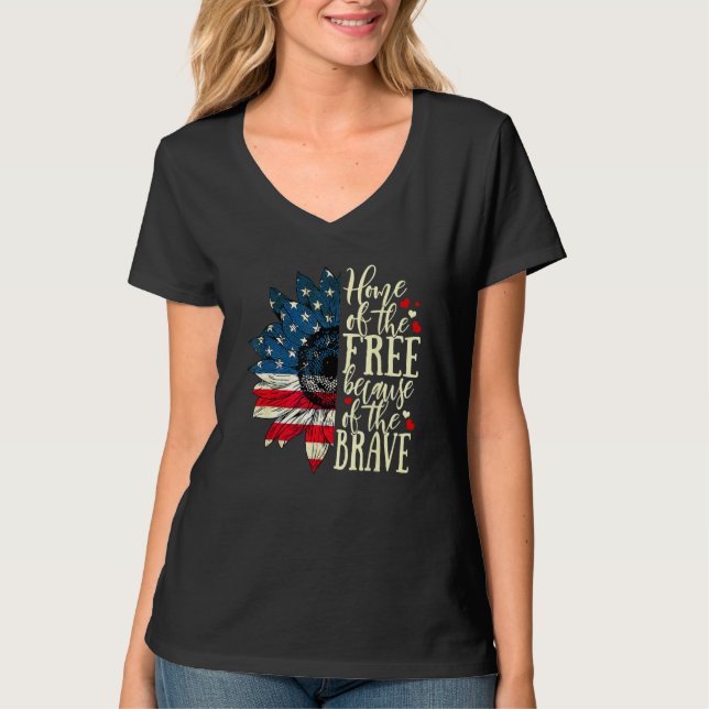 T-shirt 4th Of July USA Flag Home Of The Free Because Of T (Devant)