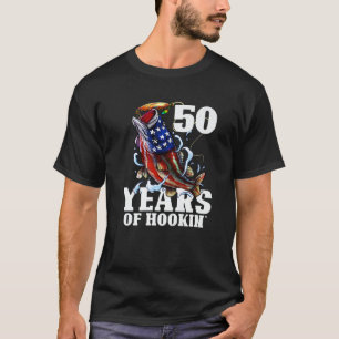T-shirt 50 Ans De Pêche De La Basse Américaine De Hookin'