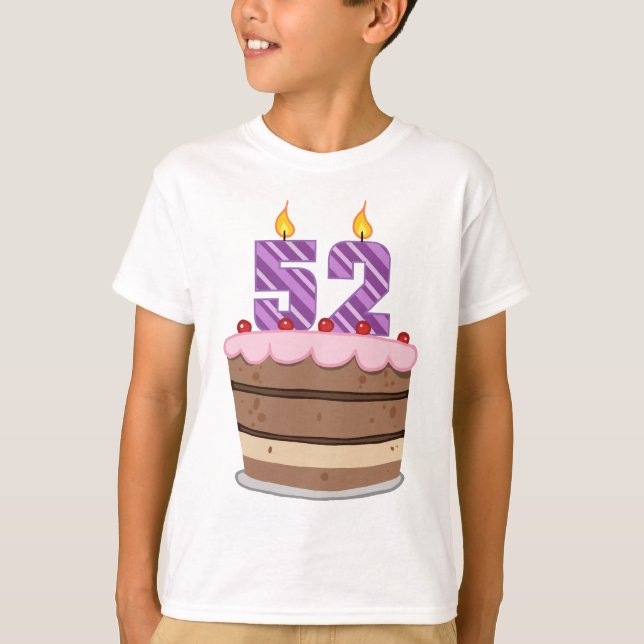 T-shirt 52 ans sur le gâteau d'anniversaire (Devant)
