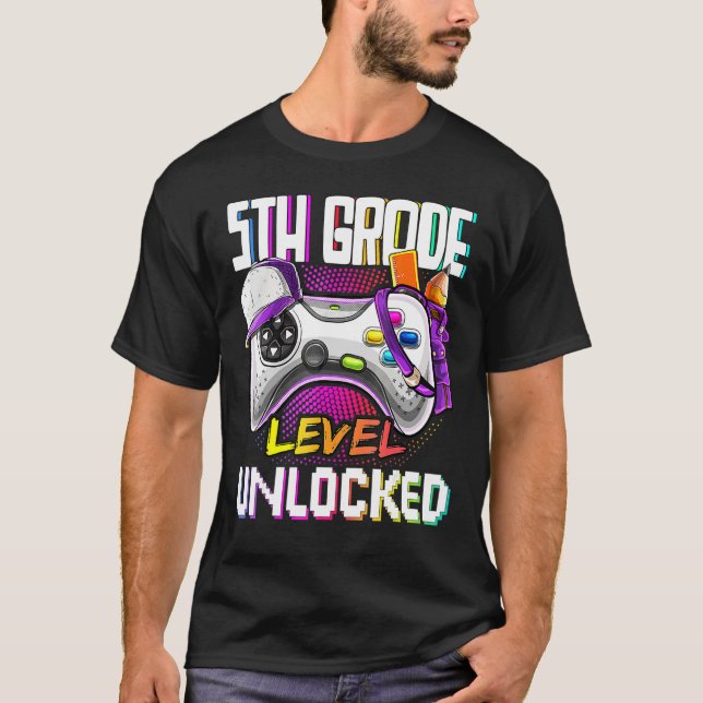 T-shirt 5e année déverrouillée Retour à l'école jeu vidéo (Devant)