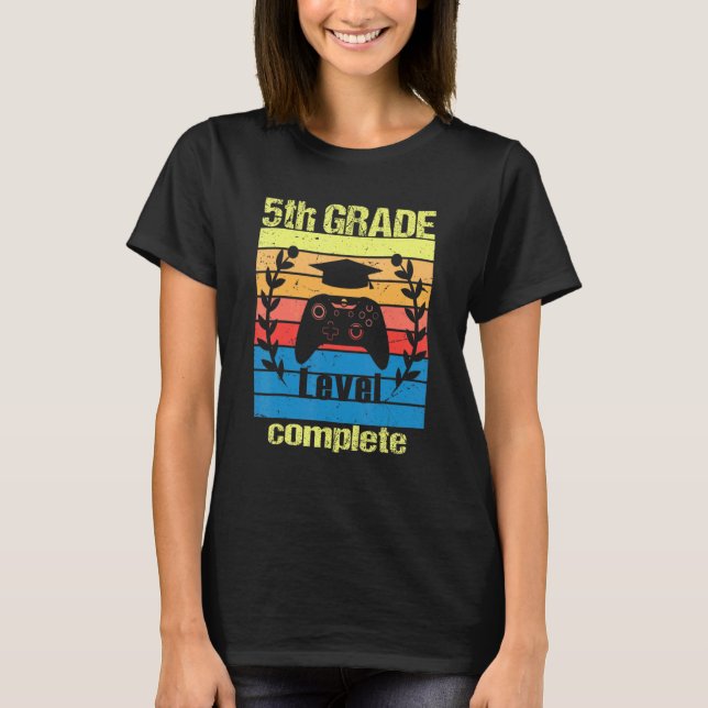 T-shirt 5th Grade Level Complete  Graduation Video Gamer (Devant)