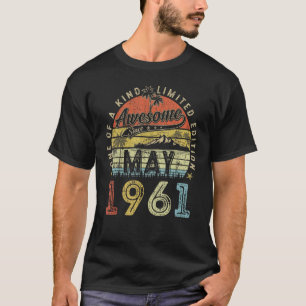 T-shirt 62 ans Awesome depuis mai 1961 62e anniversaire 1