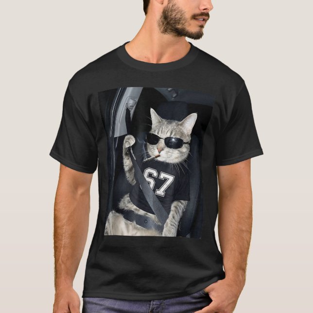 T-shirt 67 Cat Wearing Sungles Gen Alpha Smoking Cat  (Devant)