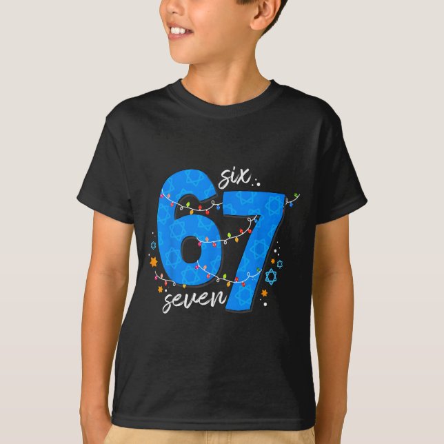 T-shirt 67 Hanukkah Jewish Holiday Menorah Six Seven Meme  (Devant)