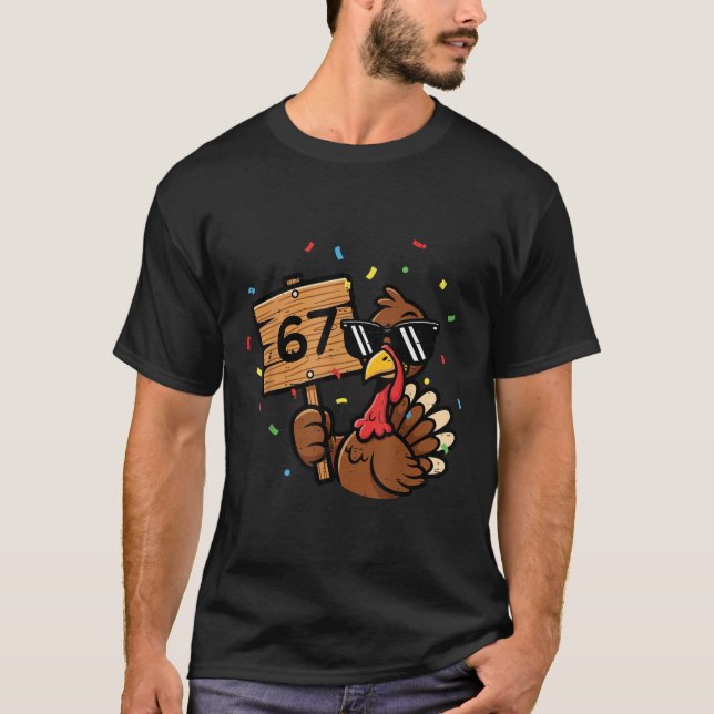 T-shirt 67 Meme drôle de dinde de Thanksgiving pour garçon (Devant)