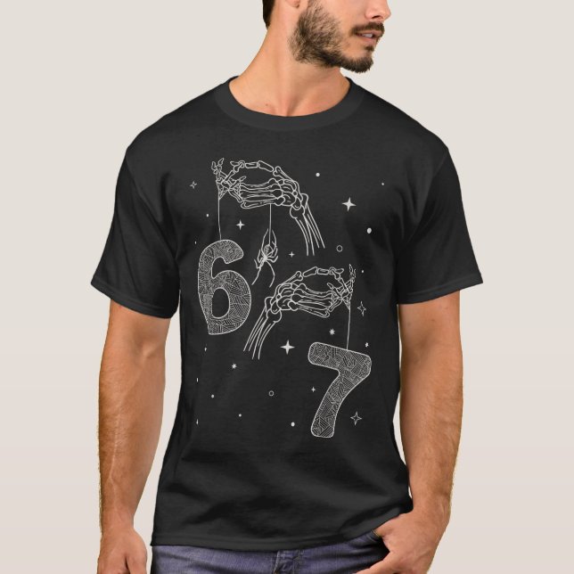 T-shirt 67 Meme Main de squelette drôle Halloween Six Sept (Devant)