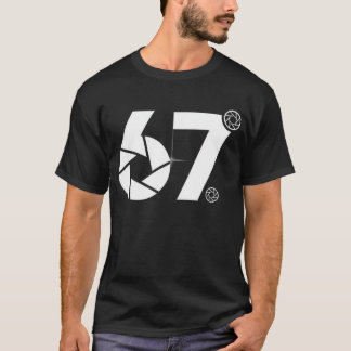T-shirt 67 Meme Photographer - Funny Camera Lens Design