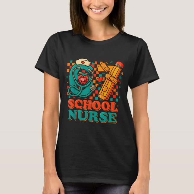T-shirt 67 School Nurse Days Pencil Heart Funny Medical  (Devant)