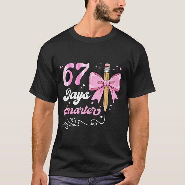 T-shirt 67th Day Of School 67 Days Smarter Coquette Bow Te (Devant)