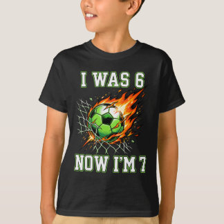 T-shirt 6 7 J'étais 6 Maintenant j'ai 7 ans Football Anniv