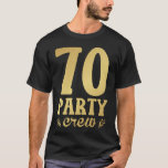 T-shirt 70 membres d'équipage 70th Birthday Men<br><div class="desc">70 Party Crew 70th Birthday Group Friends Family design Cadeau Tee Men T-shirt Classic Collection.</div>