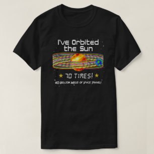 T-shirt 70e anniversaire ! 70ème Orbite du Soleil ! T-shir