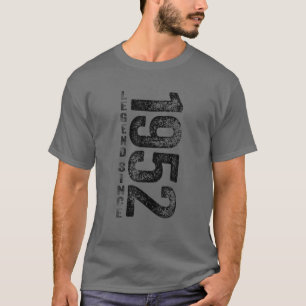 T-shirt 70Th Birthday Gifts 70 Year Old Retro Legend Since