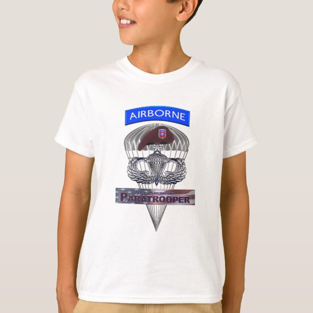 T-shirt 82e chasseur principal aéroporté avec drapeau amér (Devant)