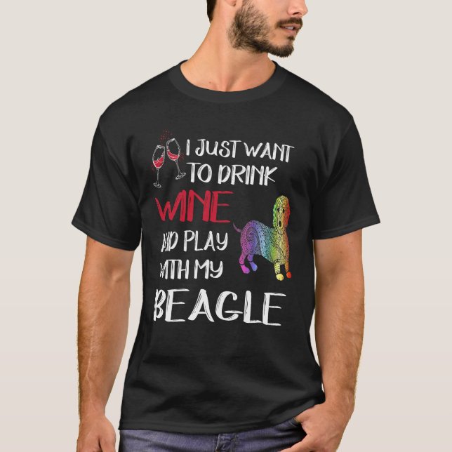 T-shirt 8 Boire du vin et jouer avec mon beagle (Devant)