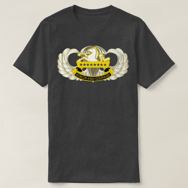 T-shirt 8e DUI de cavalerie avec Badge de base avec Txt (Design devant)