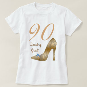 T-shirt 90 et l'air d'un grand talon bleu clair 