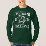 T-shirt 90e Birthday 1932<br><div class="desc">90e anniversaire de Birthday 1932 Fishing Tees Fishermen Born & Raised Venin. Parfait pour papa,  maman,  papa,  men,  women,  friend et family members on Thanksgiving Day,  Christmas Day,  Mothers Day,  Fathers Day,  4th of July,  1776 Independent Day,  Vétérans Day,  Halloween Day,  Patrick's Day</div>
