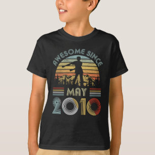T-shirt 9ème L'anniversaire garçon soie en mai 2010 aime