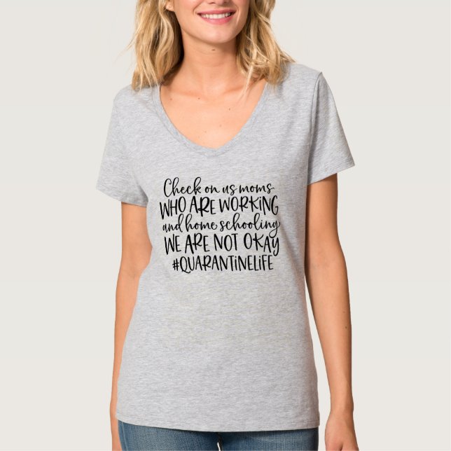 T-shirt à col V de base pour femmes (Devant)