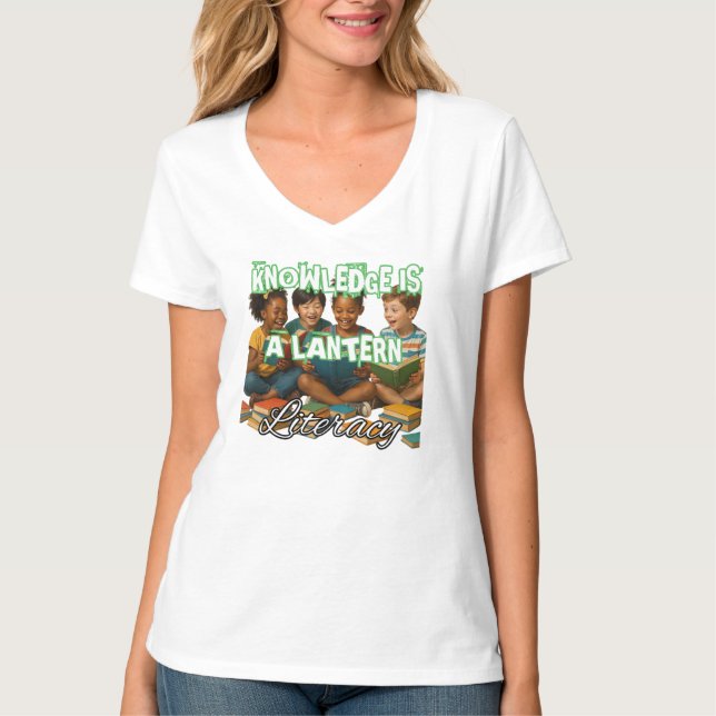 T-shirt à col V de base pour femmes (Devant)