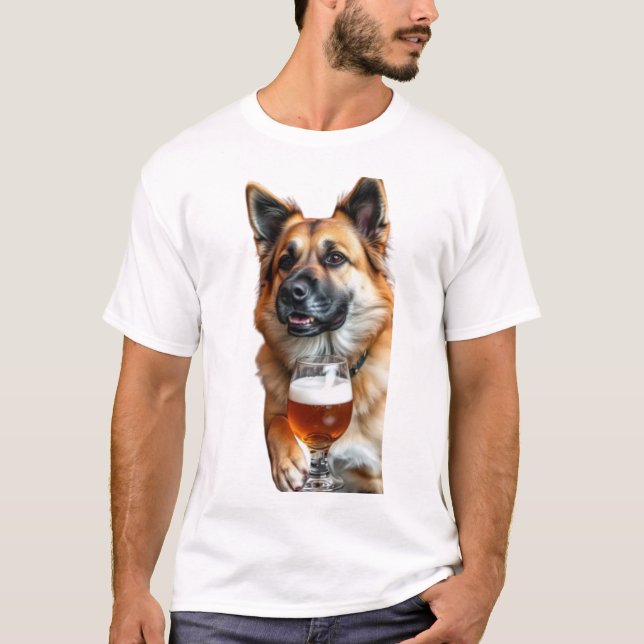 T-shirt a German Shepherd drinking a beer (Devant)