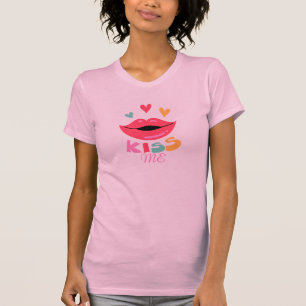 T-shirt à lèvres Kiss Me-drôle pour les femmes.